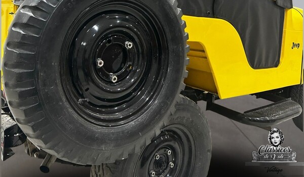 FORD JEEP - 1965