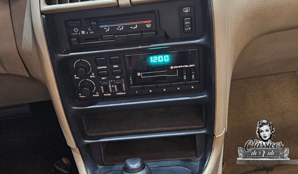 CHRYSLER LE BARON 1993