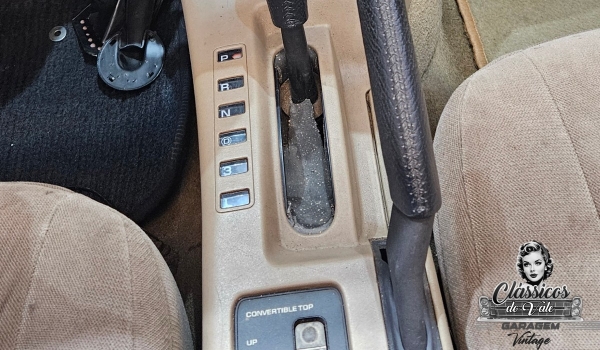 CHRYSLER LE BARON 1993